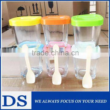 High quality glass pudding bottle with colorful caps and spoons