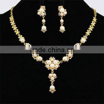 Gold Tone White Peal Sparkling Rhinestone Party Necklaces Set KSHLXL-23