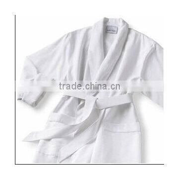 White Color Peach Twill Microfiber Luxury Bathrobes