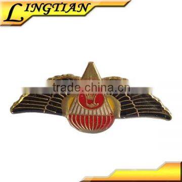 2015 High Quality Custom Designed Eagle shape Metal Badge Pin