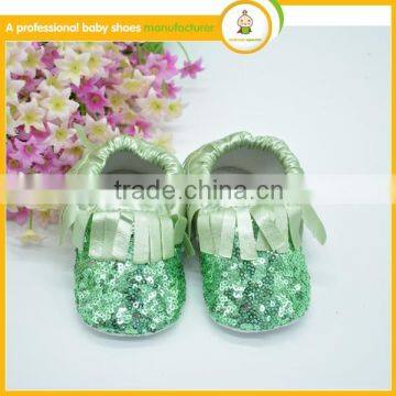 Fancy sequins green patent leather soft sole baby moccasin leather shoes