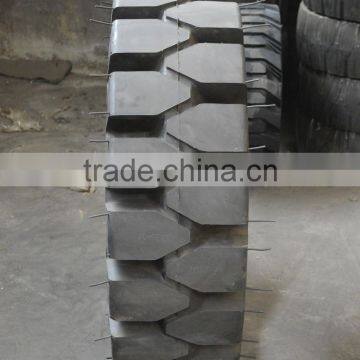 600-9 650-10 700-12 28X9-15 Pneumatic forklift solid tyre