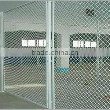 Resonable price galvanised wire mesh fence for basketball courts