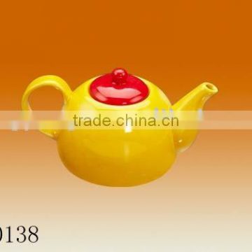 China factory wholesale custom ceramic porcelain tea pot with filter, yellow body and red lid