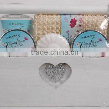 4 PCS BATH SET W/WOODEN BOX