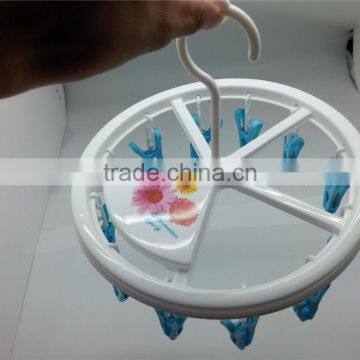 plastic round clothes hangers,round plastic hanger with 12 pegs