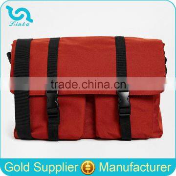 High Quality Lightweight Red Polyester Long Strap Messenger Bag For Men