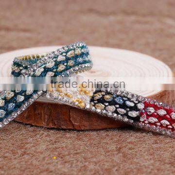 Hot Sale Lace And Rhinestone Chain With Hotfix Glue,Ribbon Base On Glue photo-3