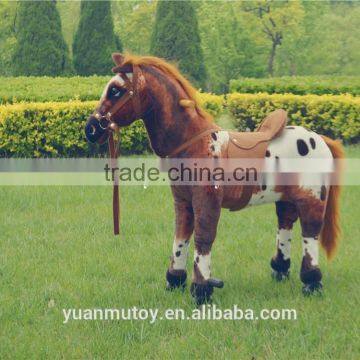 2015plush toy kid toy child toy animal toy horse ride on toys stuffed animal horse on wheel