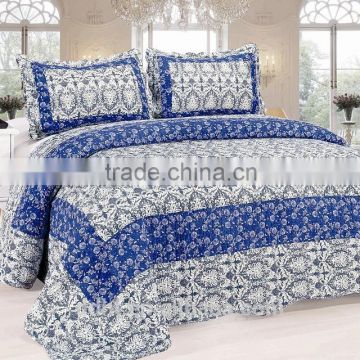 Blue & White Floral Patchwork Bedding Sets / Patchwork Quilts