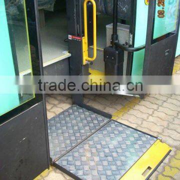 WL-STEP Series Power Hydraulic Wheelchair Lift for Bus