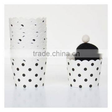 White and Black Polka Dots Standard Baking Cups cupcake liners Muffin Cups Paper Cupcake Cups Liners Cupcake CasesP