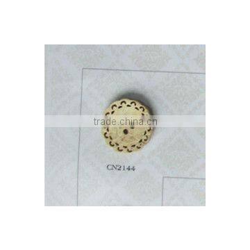 Laser Engraved Coconut Button in 4 Holes with Natural Color for Garment/Lady's Clothes