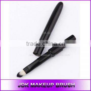 Wholesale Low Price Lip Gloss Brush with Retractable Handle