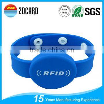 125khz LF Waterproof RFID Wristband For Professional Event/Festival