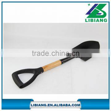 High quality iron wood handle shovel