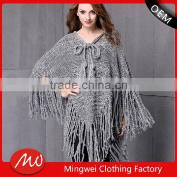 2017 ladies stylish custom made tassels hem pullover sweater poncho with best quality