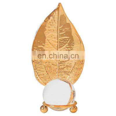 Simple modern light luxury gold leaf crystal ball ornaments metal craft crystal ball for home decoration