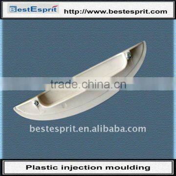 Plastic injection mold