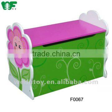 Kids pink toy box