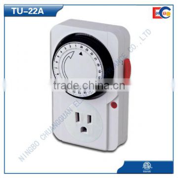 USA 24 hour plug in timer with UL approved