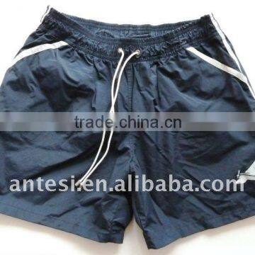 60% nylon 40% cotton beach shorts