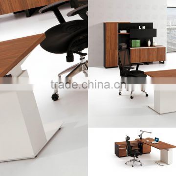 EXECUTIVE DESK