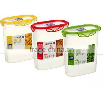 2.4L Container Set Colored Plastic Locking Food Storage Container