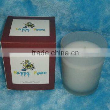 Happy Home Coconut & Passionfruit Scented Cheap Candle in glass jar and gift box