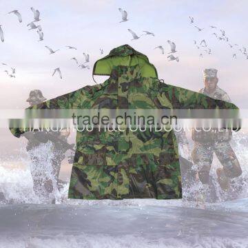 Woodland High Quality Military Suit Raincoat for Rain-proof Army Poncho