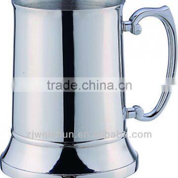 wide mouth beer mug with handle