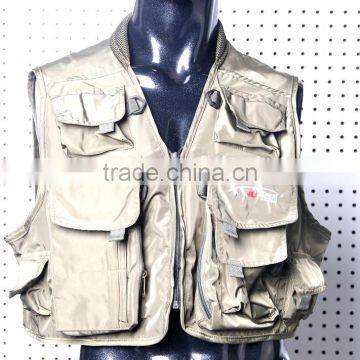 2016 Wholesale Factory New Design Waterproof Men's Multi Pockets Fishing Vest