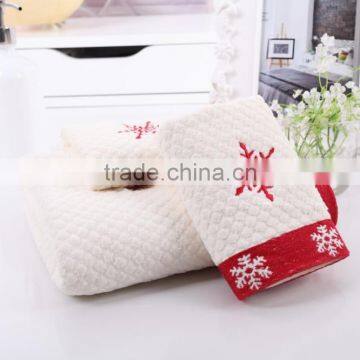Cotton Embroidery Snowflake Bath Towel Set photo-3