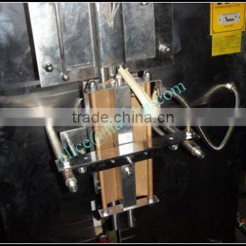 China Supplied Water Filling and Packing Machine/ Economical Sachet Water Packaging Machine photo-5