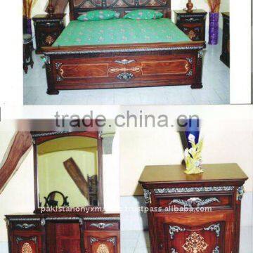 Wooden Antique style bed Set, Wooden Bed Set, Rosewood Beds