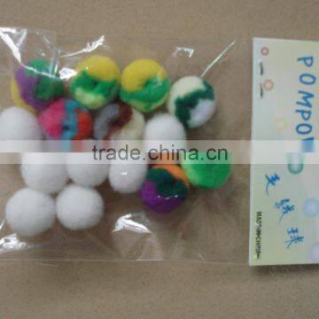 15012206 Christmas Garland With Christmas Decorations photo-2