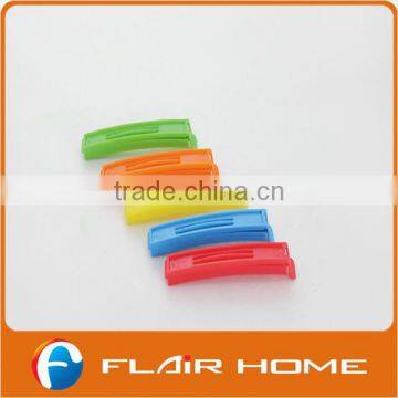 Plastic bag sealer clip