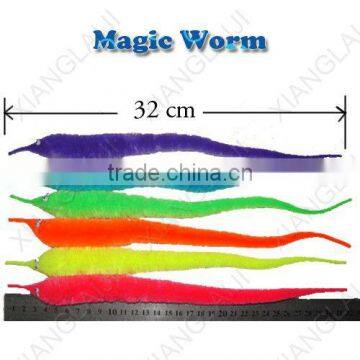 magic twisty worm