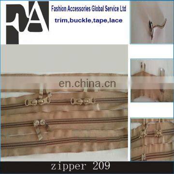 wholesale long chain cheap price double end nylon zipper for accessories clothing