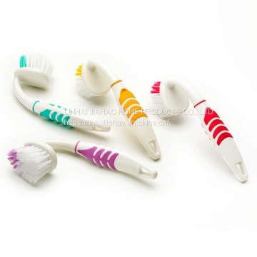 Dish brush