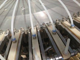 Glass Bottle Filling Machine for Liquid Packing With Rotary Star Wheel Design photo-5