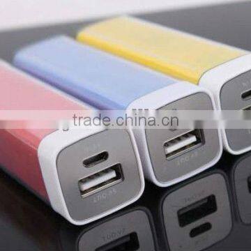 Different kind mobile phone universal mobile power bank