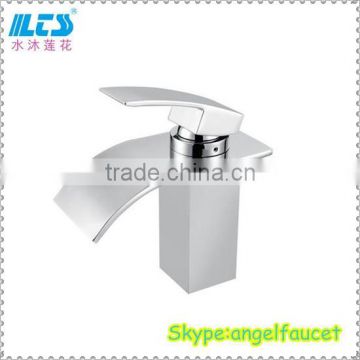 Modern Design Waterfall Basin Faucet Basin Mixer Deck Mounted