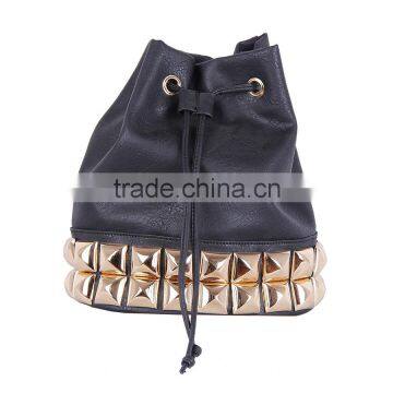 2015 MOST FASHIONAL PYRAMID FITTING BARREL-SHAPE PU BACKPACK