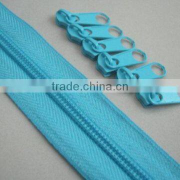 Zipper #5 with Pulls, Light Blue Zipper by the Yard, Zipper # 5, Zipper by the Yard