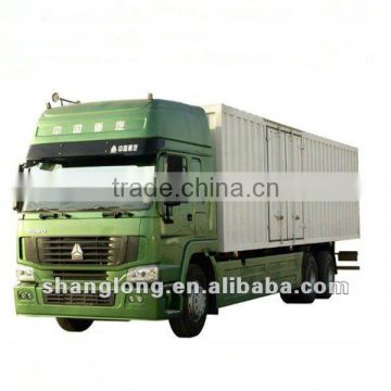 China Manufacturer HOWO 6x4 371HP Van Cargo Truck