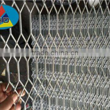 China Manufacturer HDG Window Decoration Expanded Metal Gothic Mesh