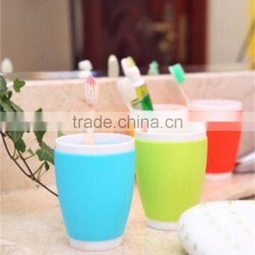 N220 Best Sell Creative Gargle Wash Gargle Cup Couples Toothbrush Cup photo-2