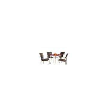 Table And Chair 08