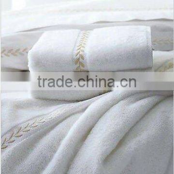 Pakistan Fashion Design 100% Cotton Embroidery Towel